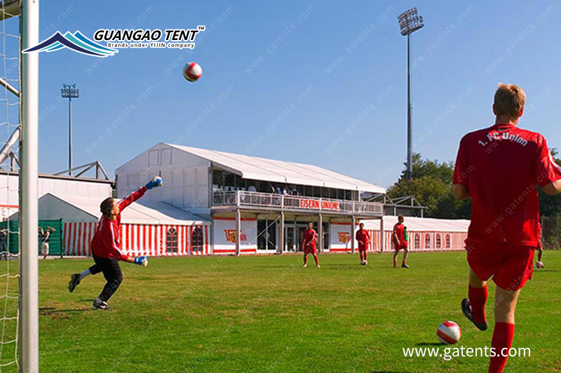 Carpa del estadio de fútbol